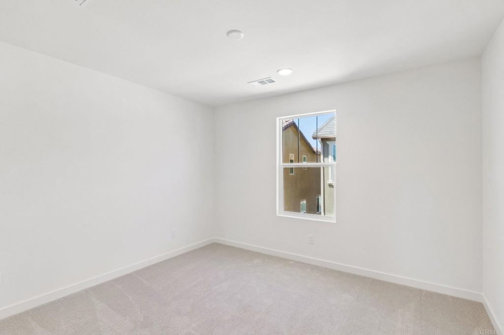 701 Kingbird Loop Oceanside, CA 92058 - Photo 23 of 34