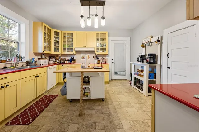 $365,000 | 429 Southeast 1st Avenue, Williston, FL 32696