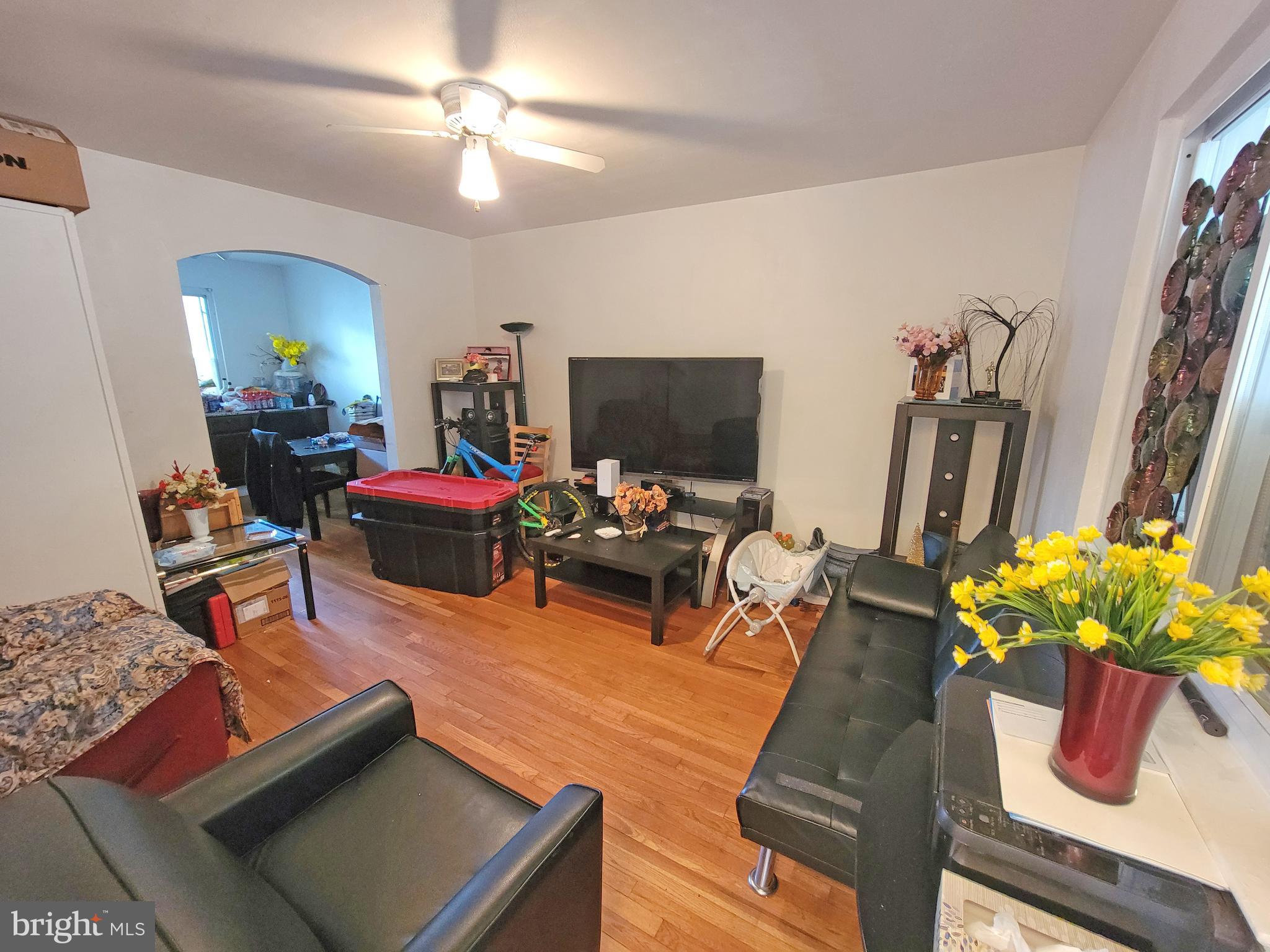 164 Wesmond Drive Alexandria, VA 22305 - Photo 4 of 13