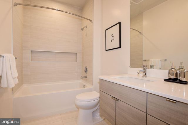 $449,900 | 1550 11th Street Northwest, Unit 303, Washington, DC 20005