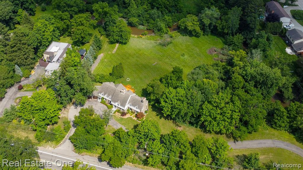 30600 Lahser Road Beverly Hills, MI 48025 - Photo 13 of 59
