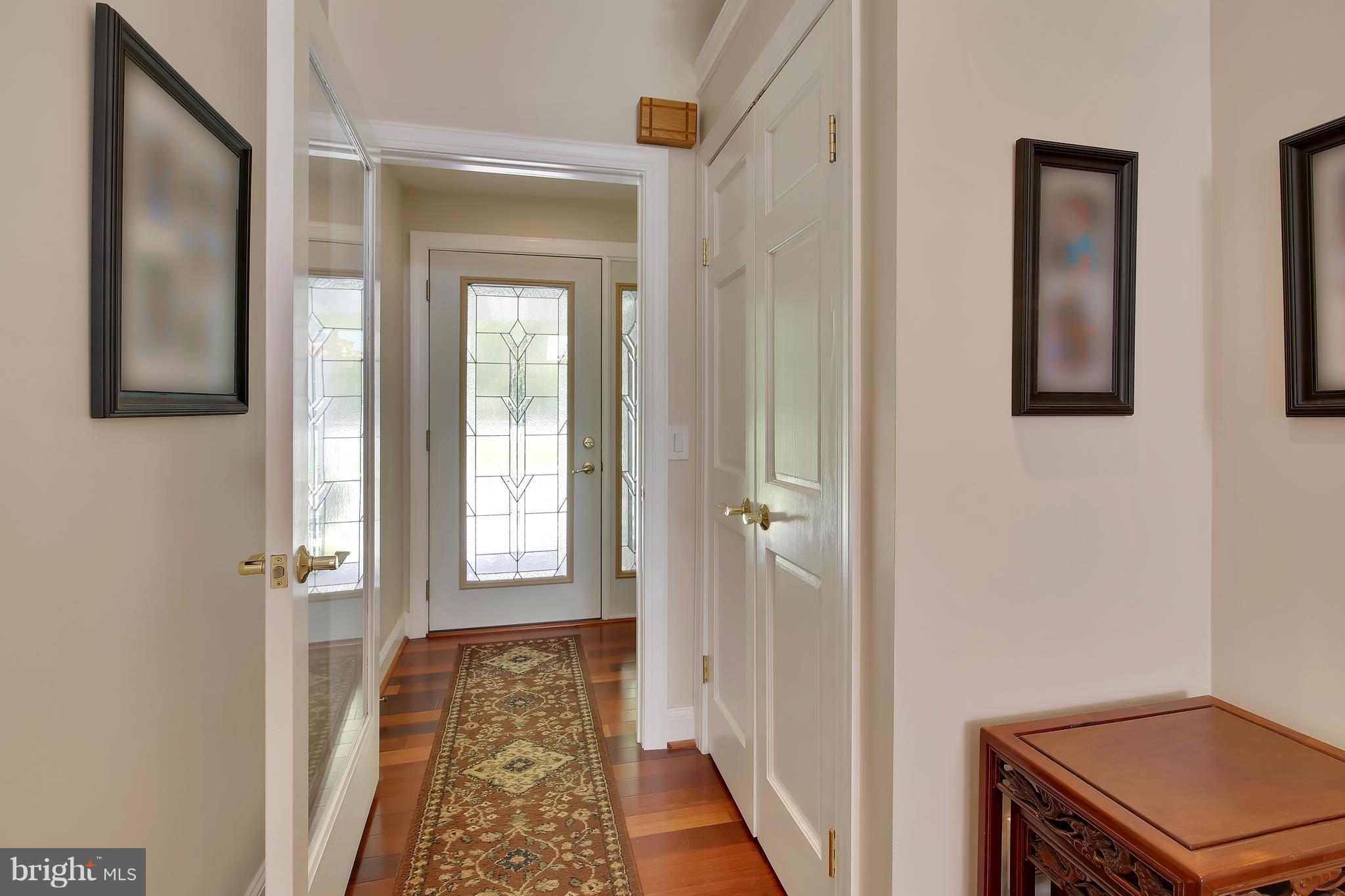 16471 Frederick Road Woodbine, MD 21797 - Photo 6 of 30 Elegant front vestibule & foyer