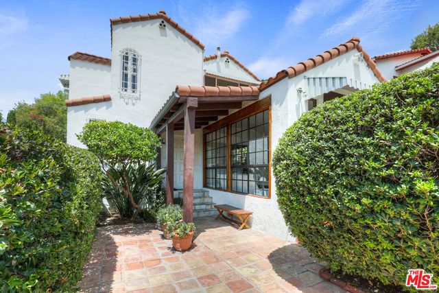 $1,931,000 | 5437 Dahlia Drive, Los Angeles, CA 90041