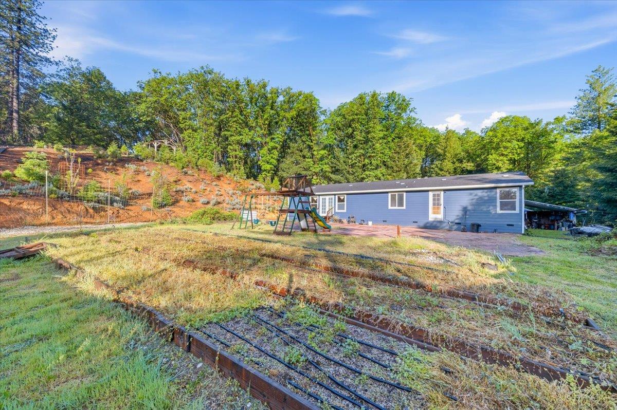 16770 Autumn Oak Road Grass Valley, CA 95945 - Photo 26 of 47