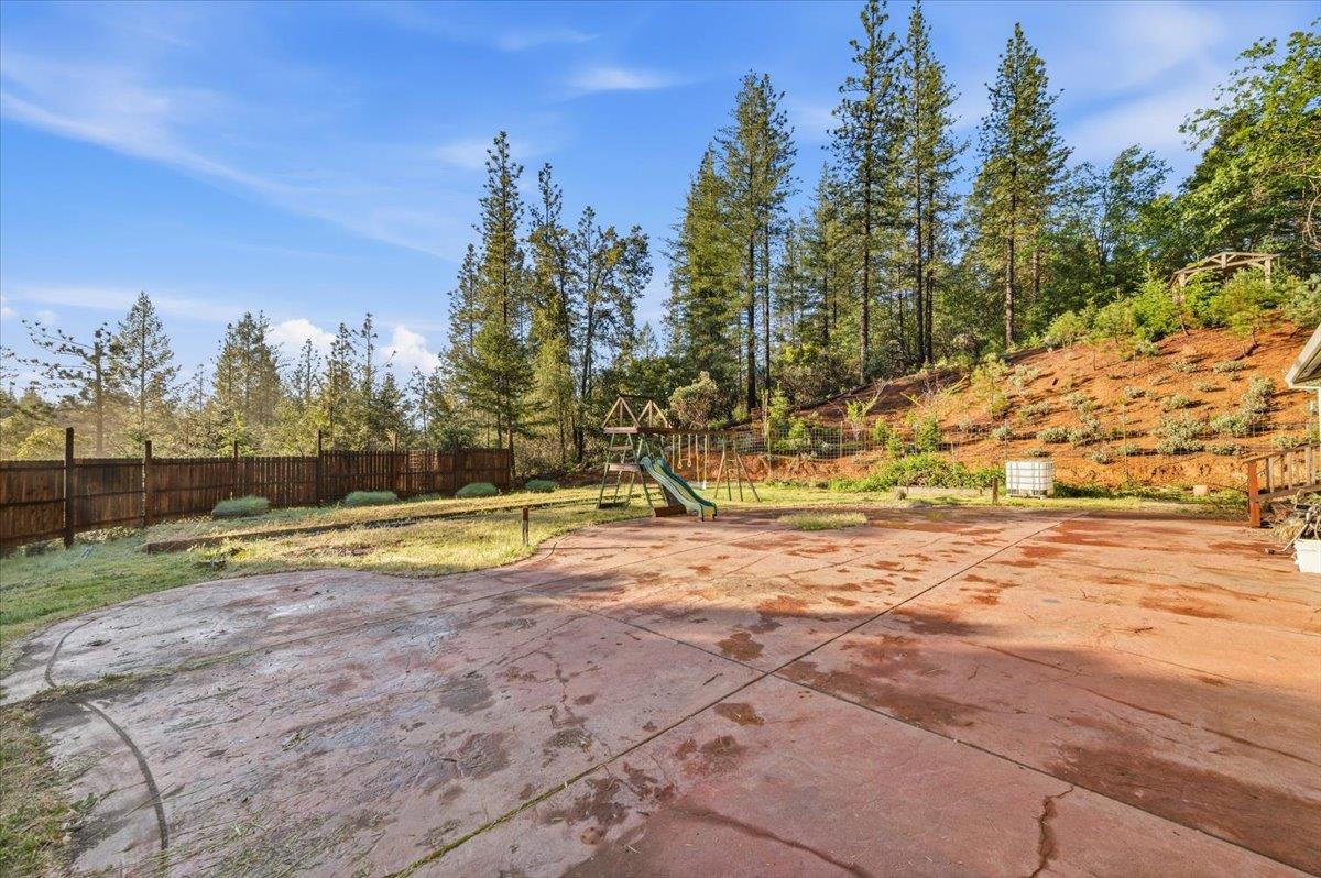 16770 Autumn Oak Road Grass Valley, CA 95945 - Photo 28 of 47