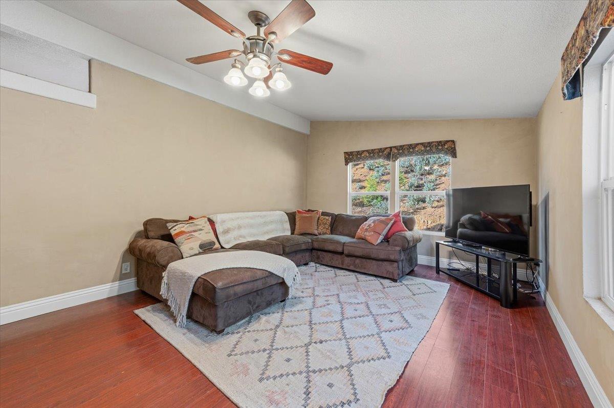 16770 Autumn Oak Road Grass Valley, CA 95945 - Photo 7 of 47