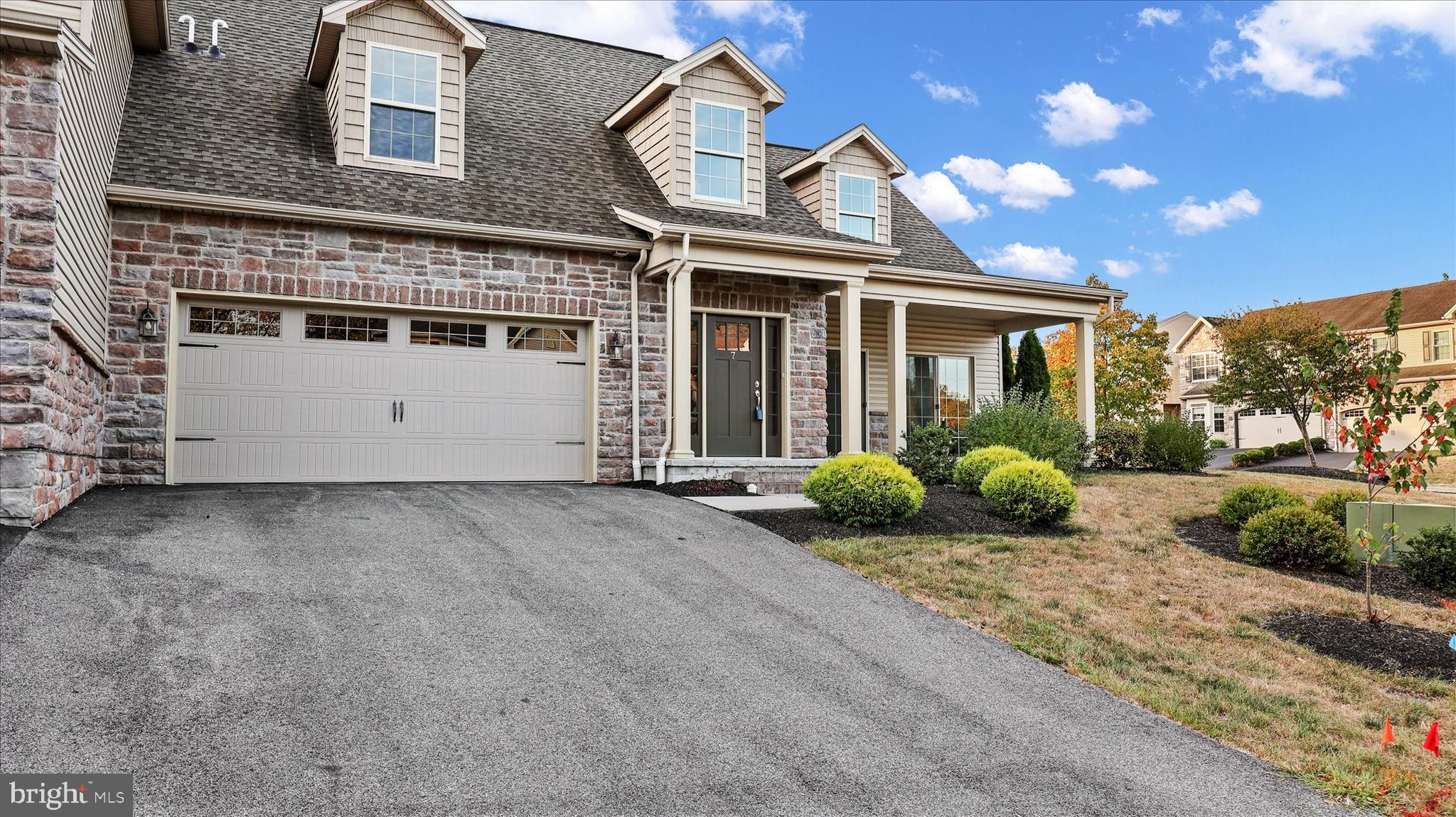 7 Tree View Carlisle, PA 17013 - Photo 3 of 27 Gallery Image 3