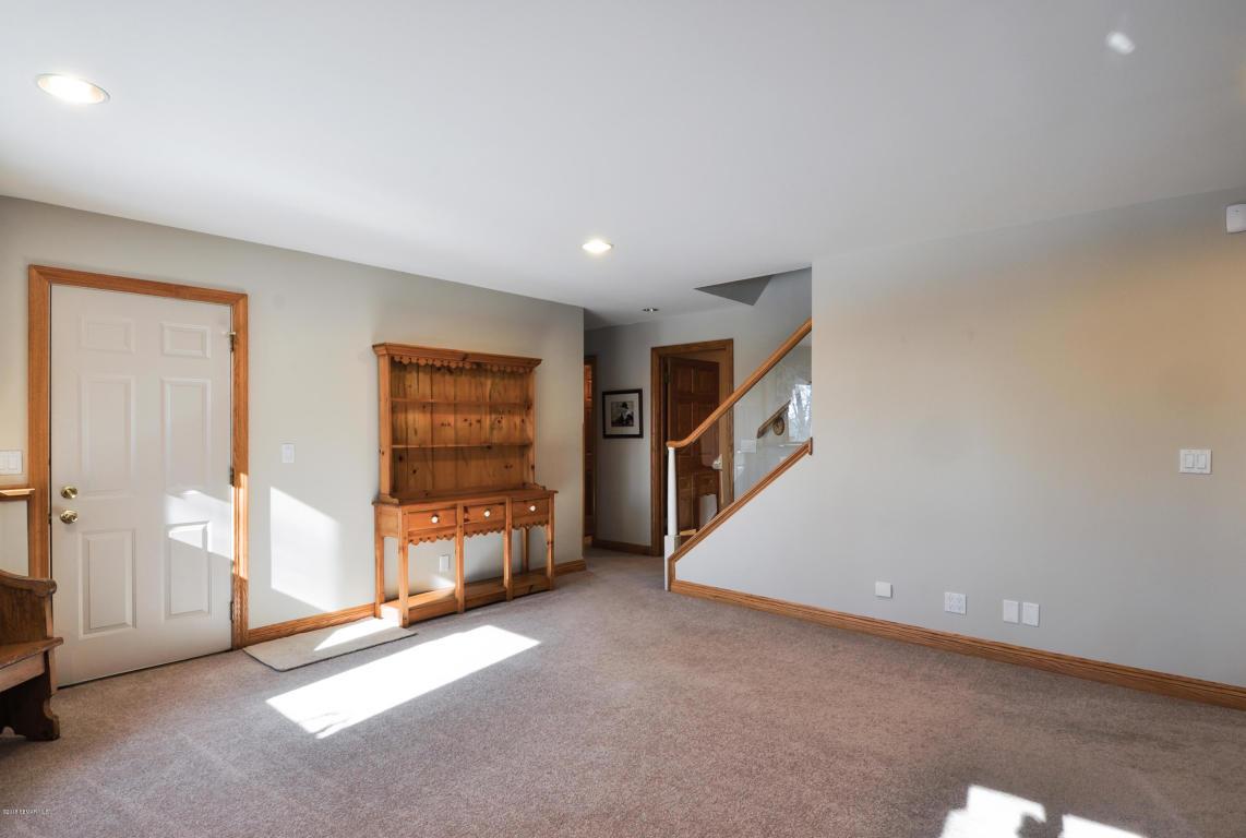 1604 Teton Court Northeast Rochester, MN 55906 - Photo 18 of 31 Gallery Image 18