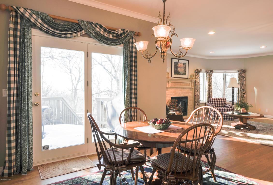 1604 Teton Court Northeast Rochester, MN 55906 - Photo 4 of 31 Gallery Image 4
