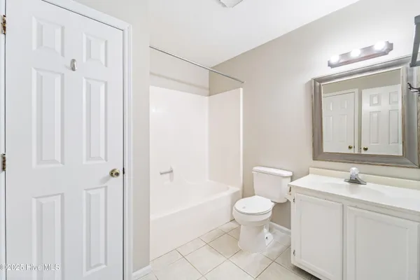 $1,395 | 309 Bracken Place, Jacksonville, NC 28540