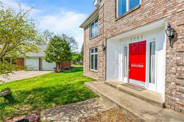 $2,300 | 2201 Glenn Abbey, Jeffersonville, IN 47130