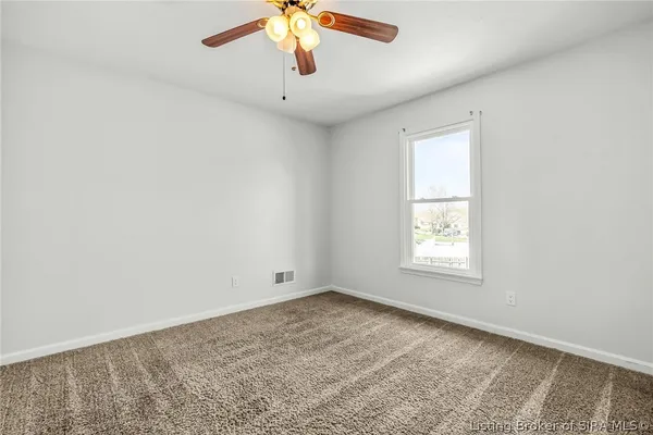 $2,300 | 2201 Glenn Abbey, Jeffersonville, IN 47130