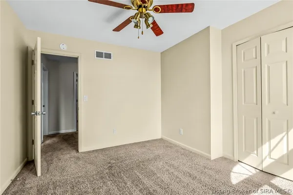 $2,300 | 2201 Glenn Abbey, Jeffersonville, IN 47130