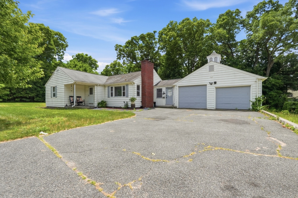 23 Smith Street Chicopee, MA 01020 - Photo 38 of 39