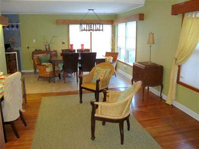 1092 Ardsley Road Schenectady, NY 12308 - Photo 4 of 12 Photo 4