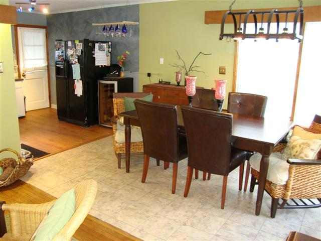1092 Ardsley Road Schenectady, NY 12308 - Photo 9 of 12 Photo 9