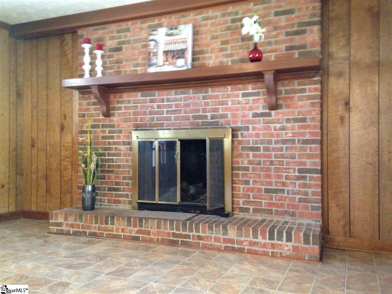 105 Crestview Road Easley, SC 29642 - Photo 2 of 20 Gallery Image 2