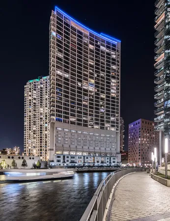 $1,275,000 | 333 North Canal Street, Unit 3404, Chicago, IL 60606