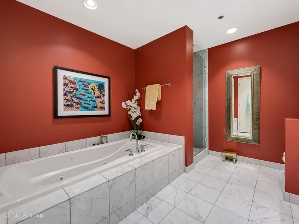 $1,275,000 | 333 North Canal Street, Unit 3404, Chicago, IL 60606