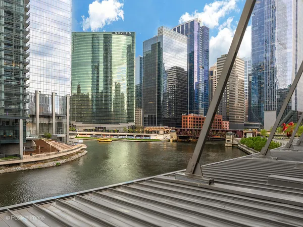 $1,275,000 | 333 North Canal Street, Unit 3404, Chicago, IL 60606