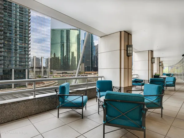 $1,275,000 | 333 North Canal Street, Unit 3404, Chicago, IL 60606
