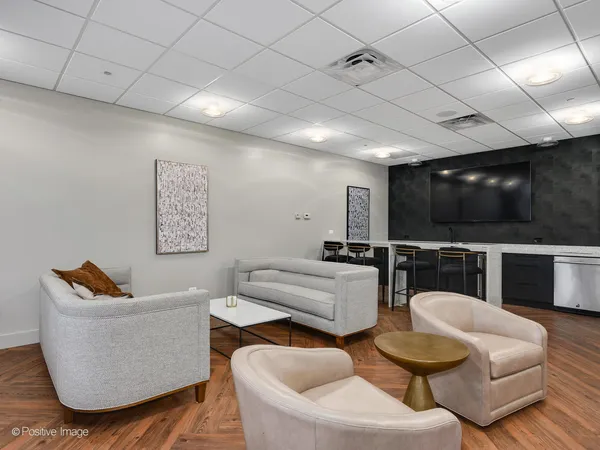$1,275,000 | 333 North Canal Street, Unit 3404, Chicago, IL 60606