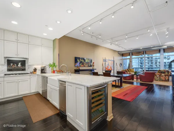 $1,275,000 | 333 North Canal Street, Unit 3404, Chicago, IL 60606