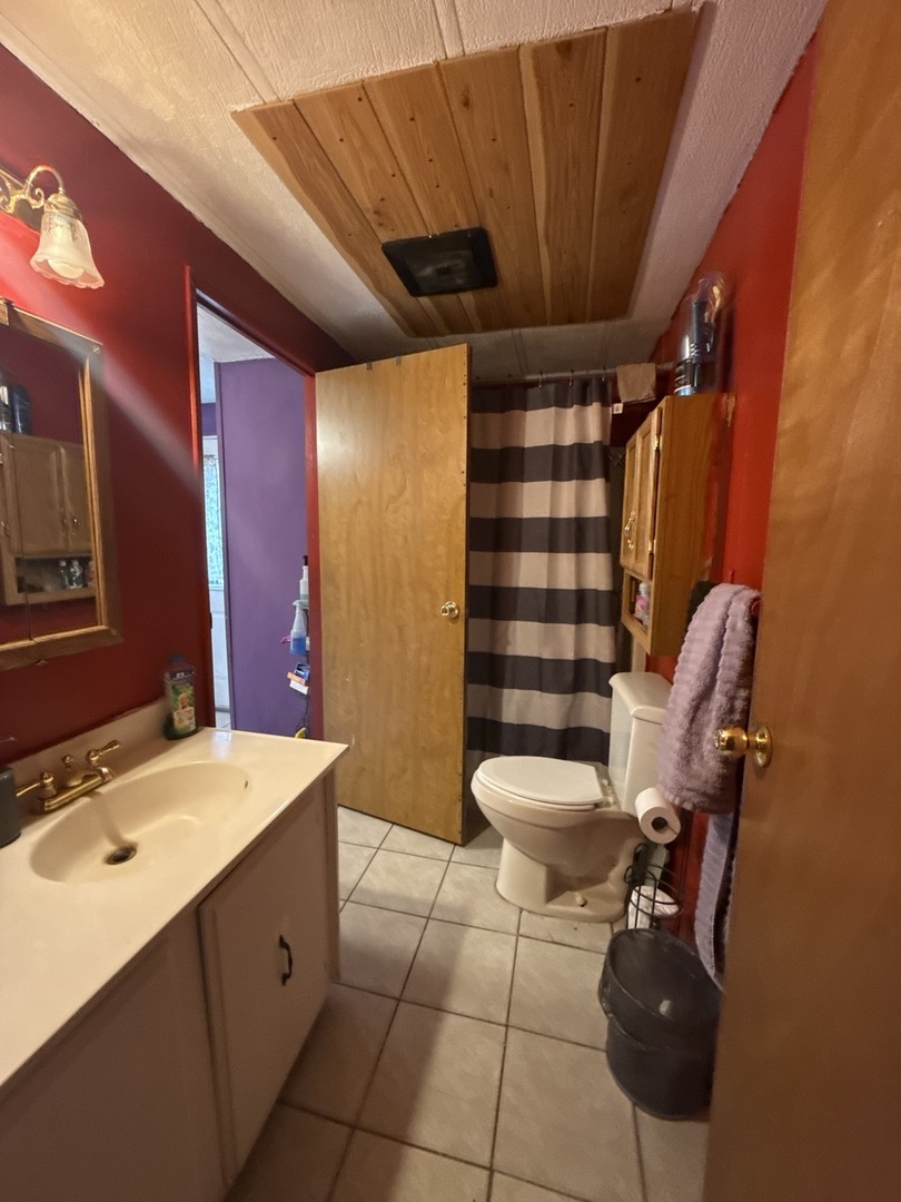 227 Blackthorn Road Matteson, IL 60443 - Photo 19 of 24