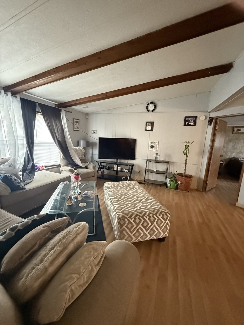 227 Blackthorn Road Matteson, IL 60443 - Photo 8 of 24