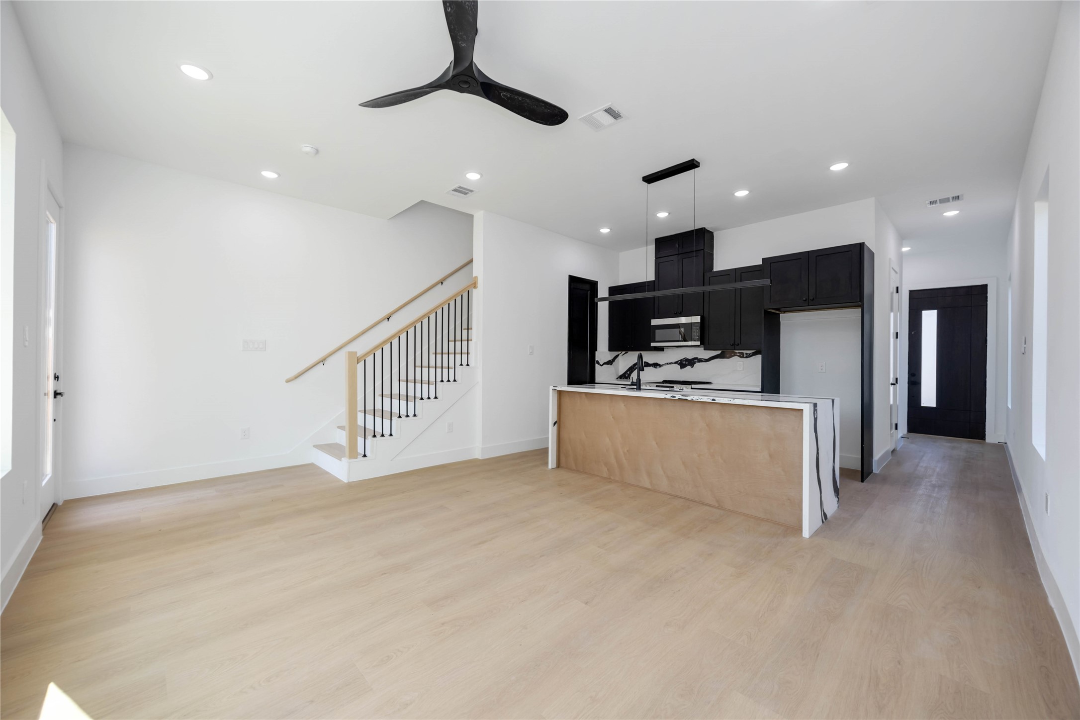 3920 Aledo Street, Unit AB Houston, TX 77051 - Photo 4 of 27 a view of kitchen and kitchen with a sink