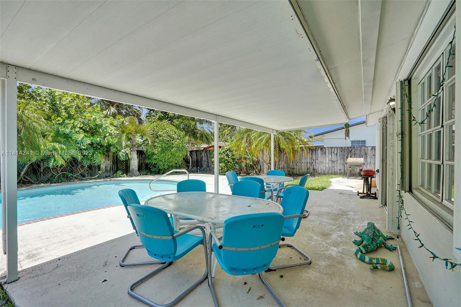 9020 Southwest 187th Terrace Cutler Bay, FL 33157 - Photo 33 of 55