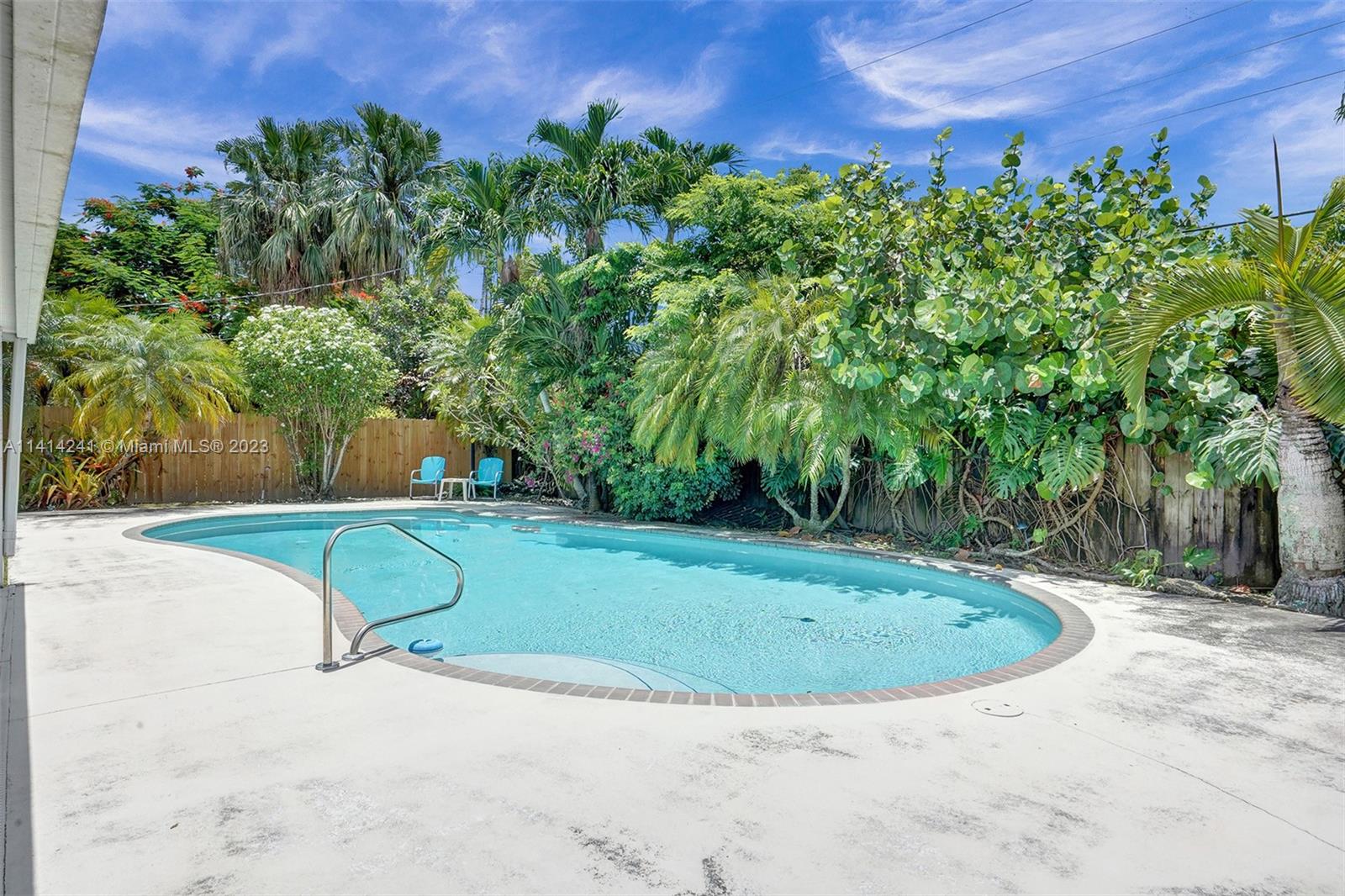 9020 Southwest 187th Terrace Cutler Bay, FL 33157 - Photo 40 of 55 a view of a backyard