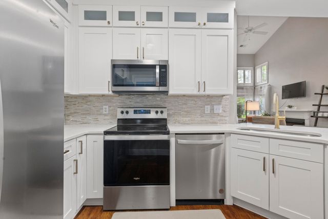 $600,000 | 1022 Stono River Drive, Charleston, SC 29412