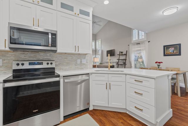 $600,000 | 1022 Stono River Drive, Charleston, SC 29412