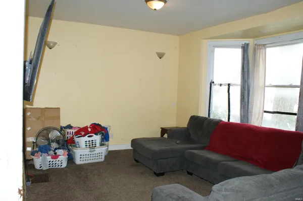 $87,900 | 415 West Broadway Street, Kokomo, IN 46901