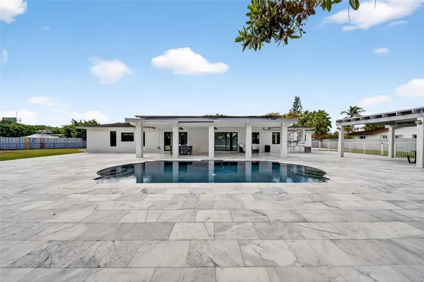 a view of outdoor space yard and patio
