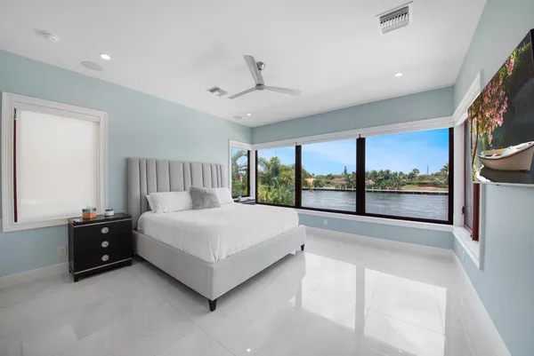 $4,500,000 | 4555 Trade Winds Avenue West, Lauderdale-by-the-Sea, FL 33308