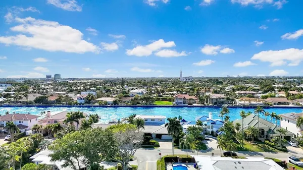 $4,500,000 | 4555 Trade Winds Avenue West, Lauderdale-by-the-Sea, FL 33308