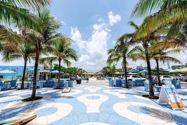 $4,500,000 | 4555 Trade Winds Avenue West, Lauderdale-by-the-Sea, FL 33308