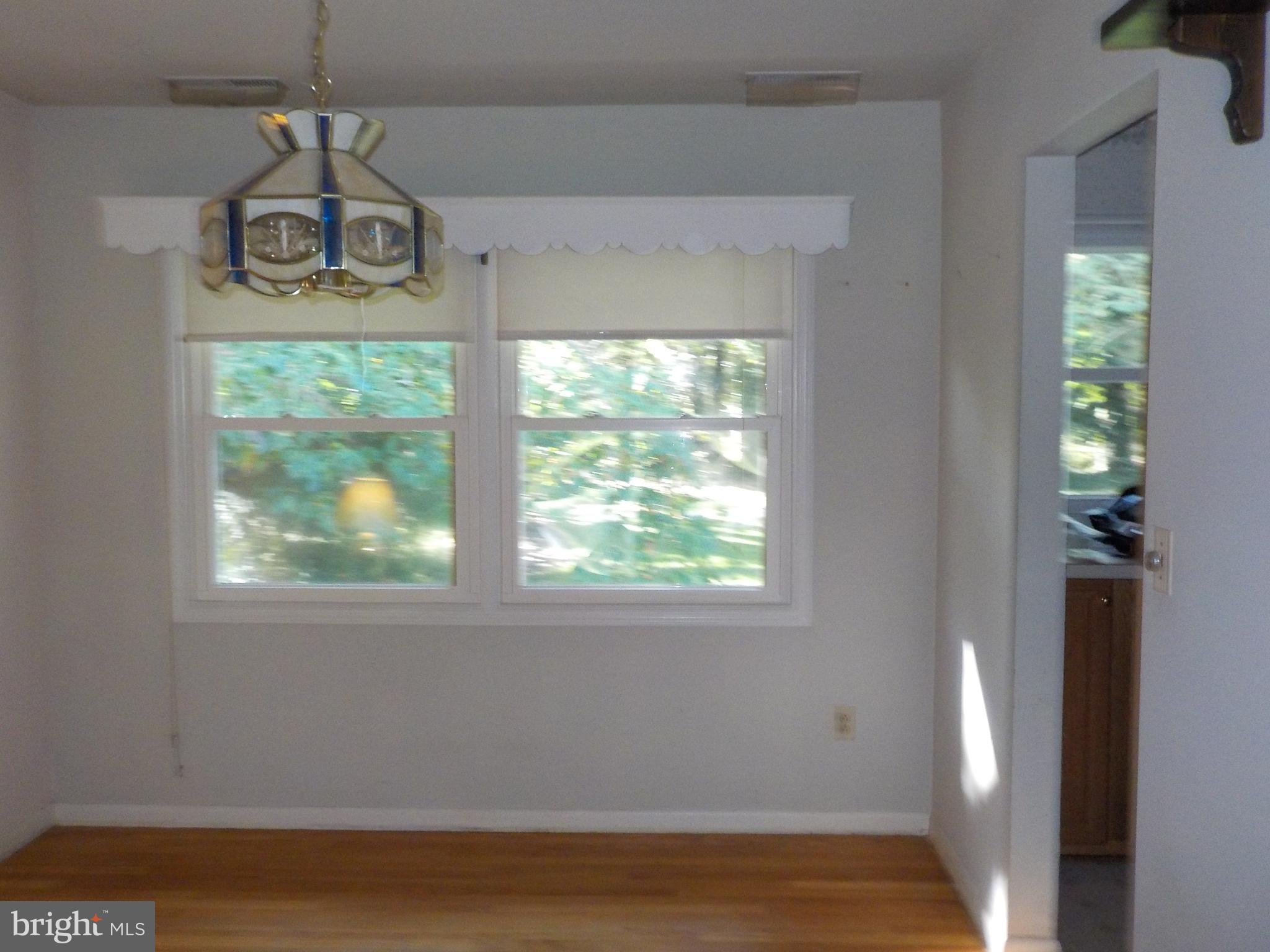 304 Sandy Hill Road Cambridge, MD 21613 - Photo 5 of 22 Dining Area