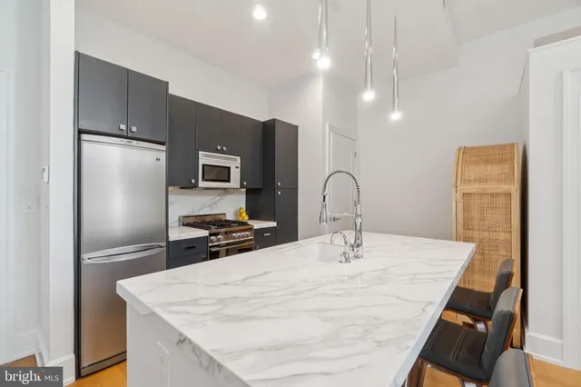 $599,000 | 2516 Q Street Northwest, Unit Q206, Washington, DC 20007