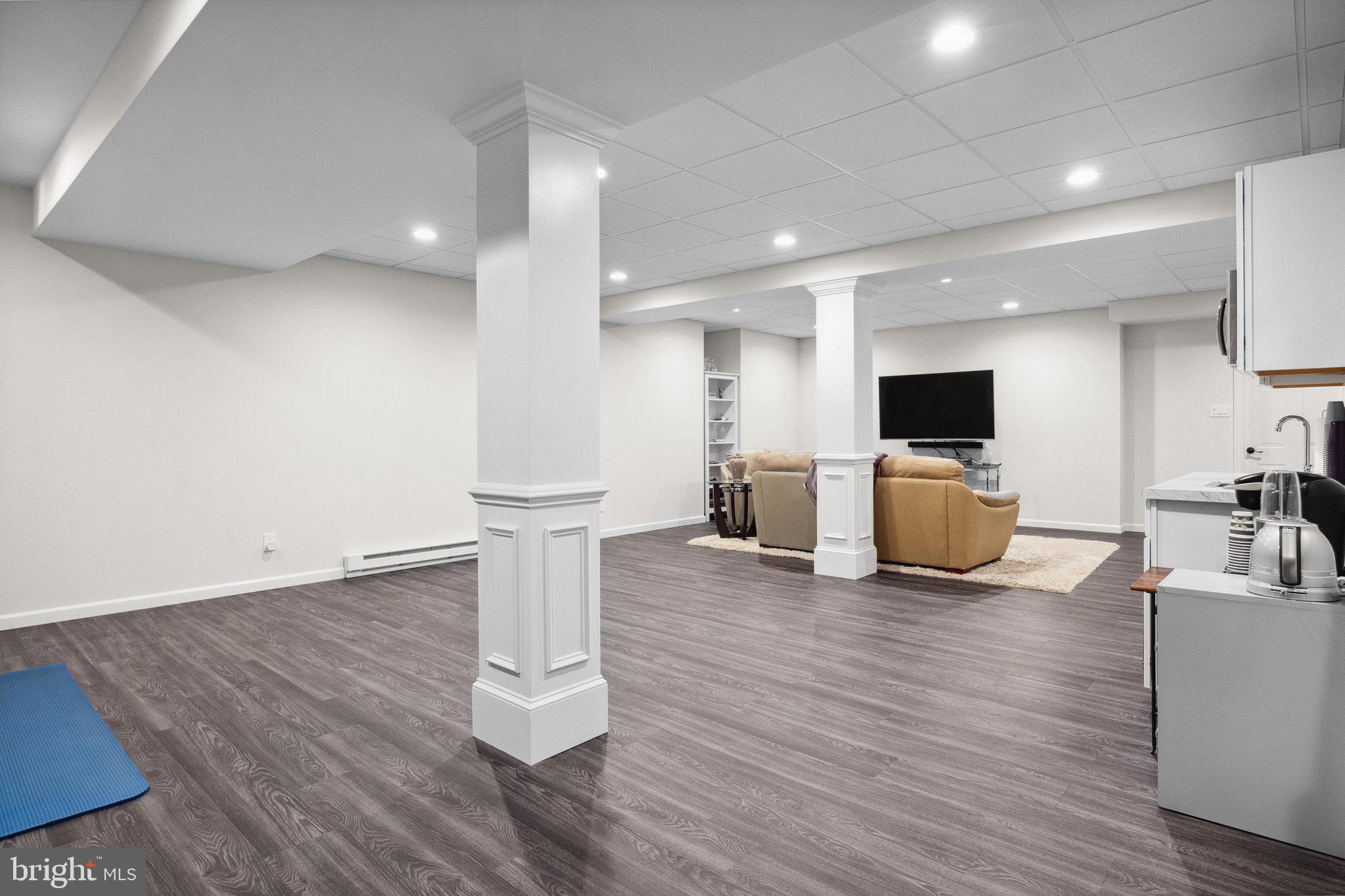 1615 Silver Birch Road Huntingdon Valley, PA 19006 - Photo 31 of 69 a view of kitchen with microwave and furniture