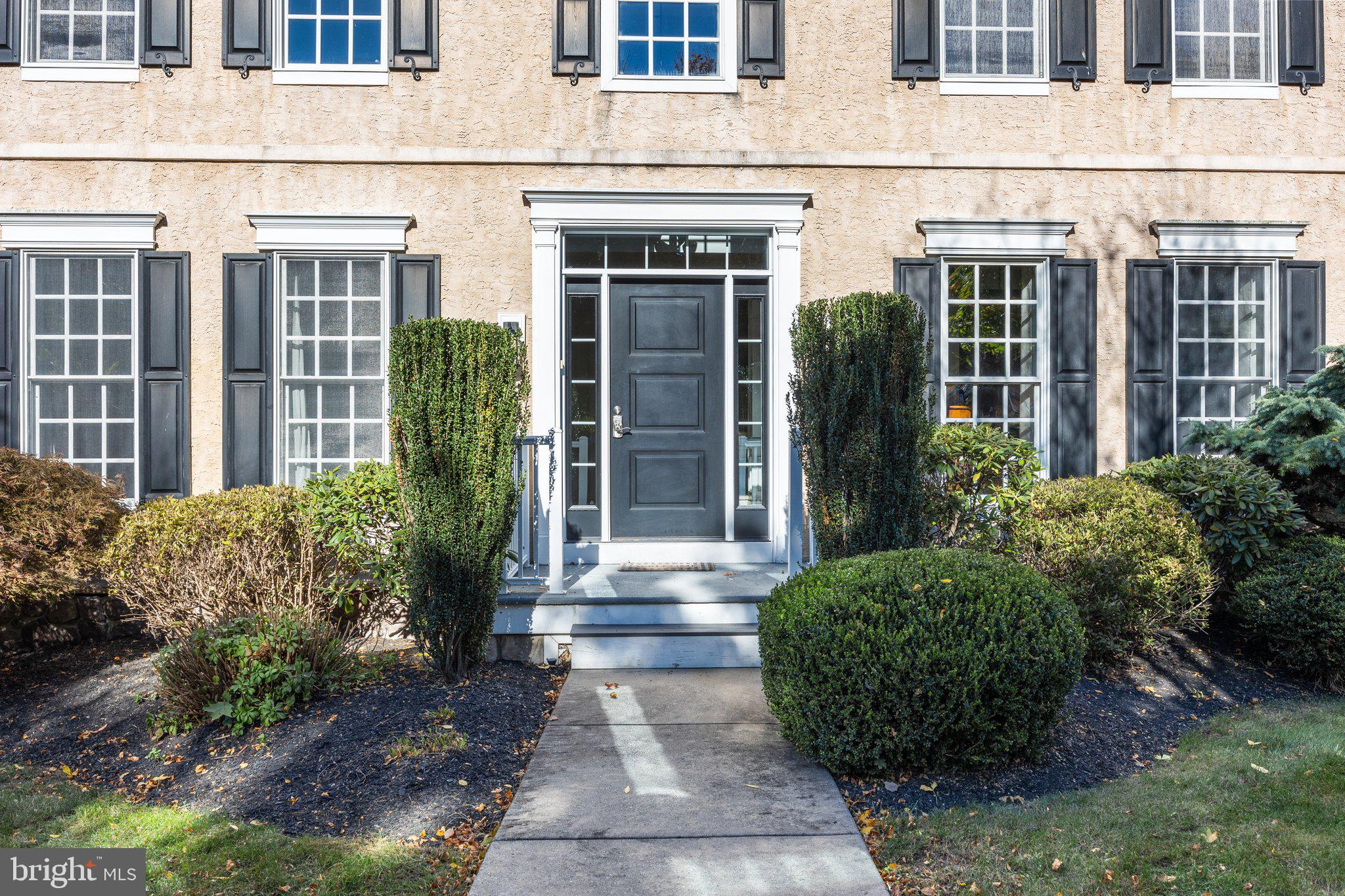 1615 Silver Birch Road Huntingdon Valley, PA 19006 - Photo 4 of 69 Front Door