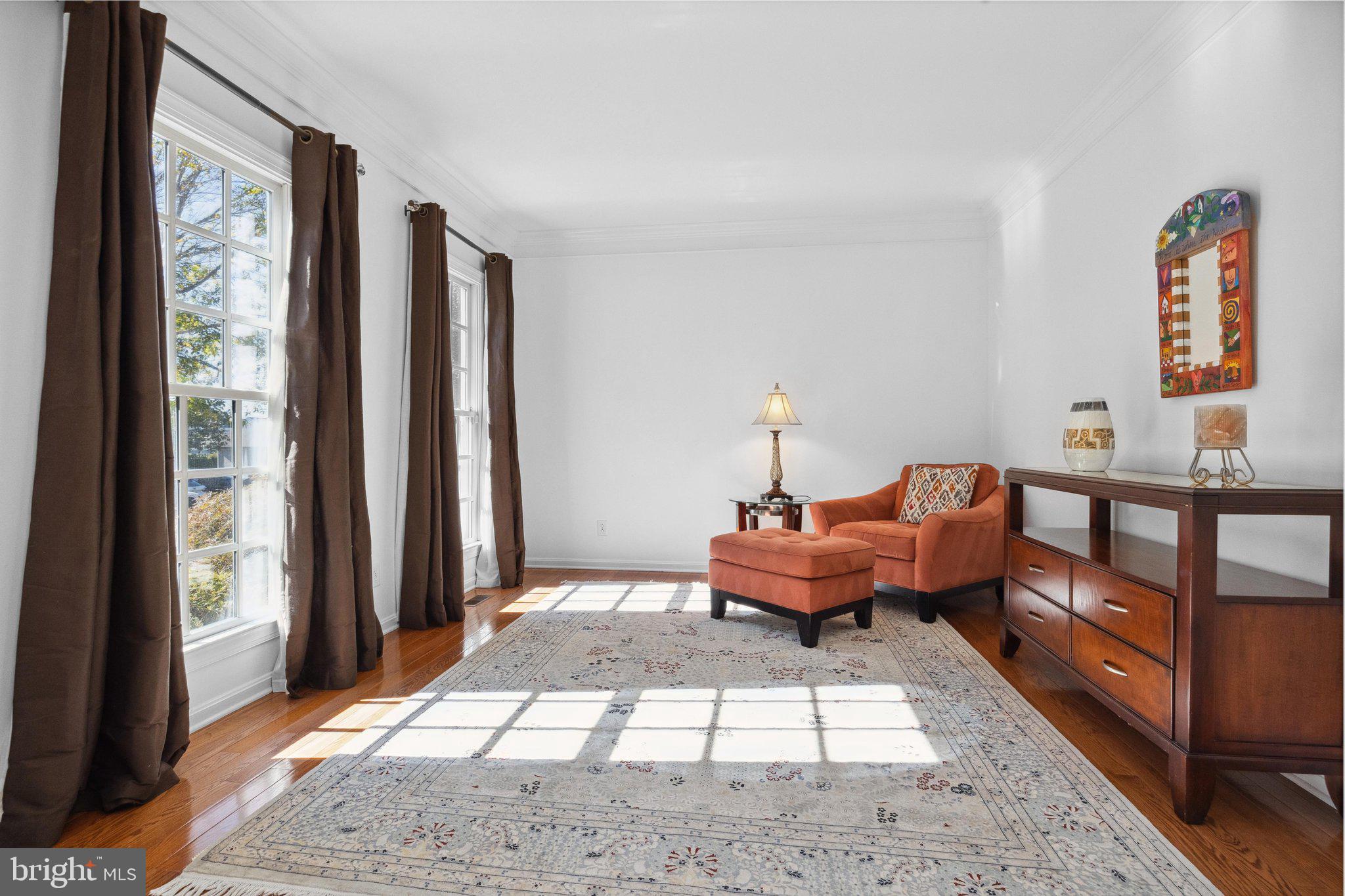 1615 Silver Birch Road Huntingdon Valley, PA 19006 - Photo 7 of 69 Living Room