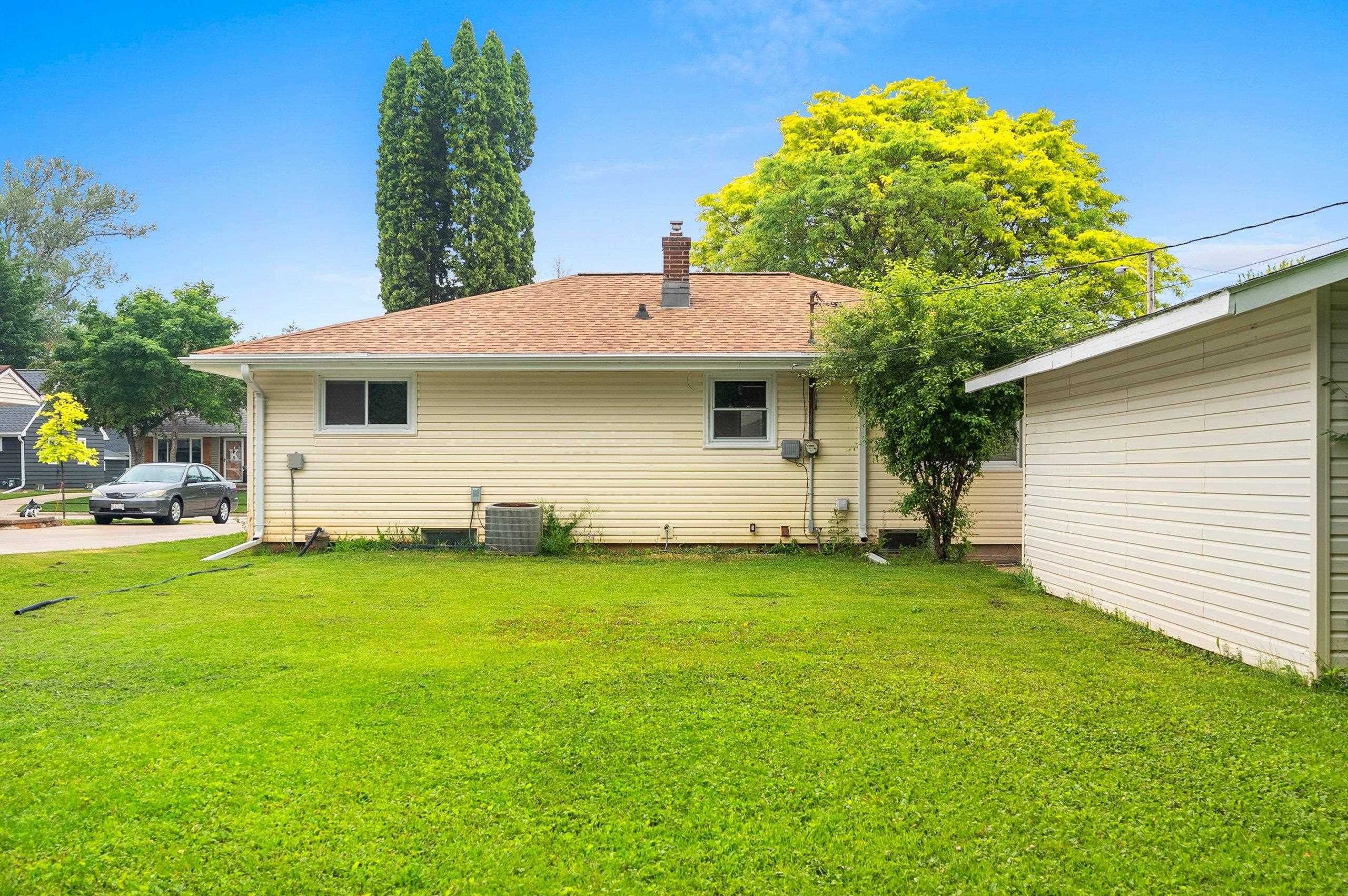 637 East Wilson Avenue Appleton, WI 54915 - Photo 42 of 45