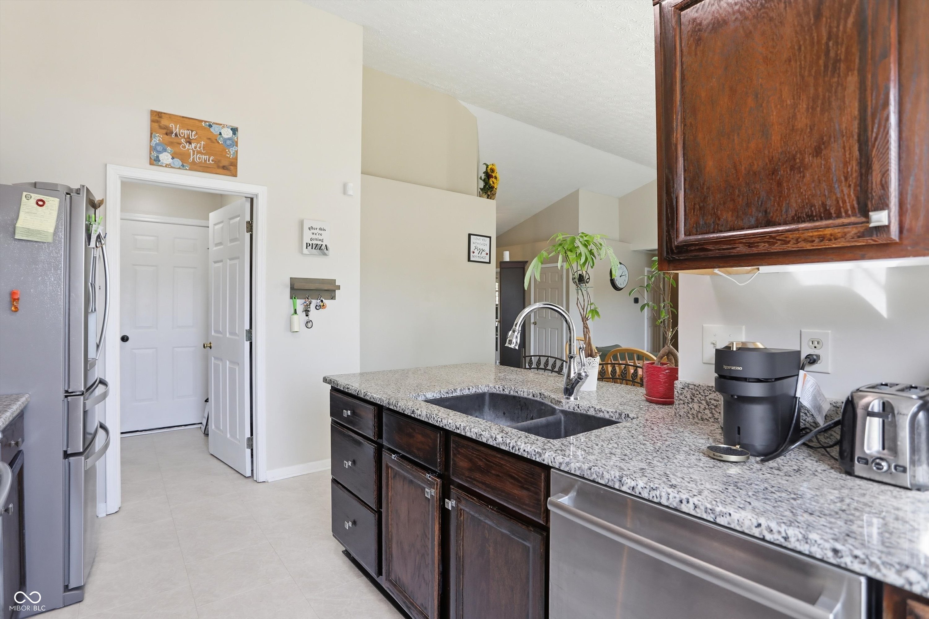 9899 Traditions Lane Noblesville, IN 46060 - Photo 11 of 29