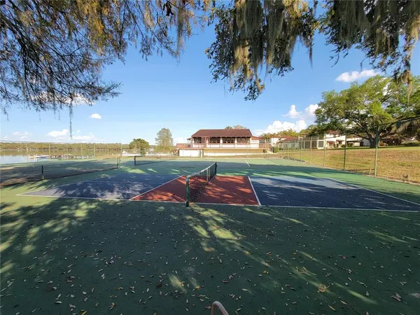 $395,000 | 1 Casa Loma Way, Lakeland, FL 33813