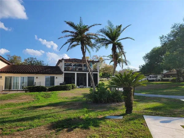 $395,000 | 1 Casa Loma Way, Lakeland, FL 33813