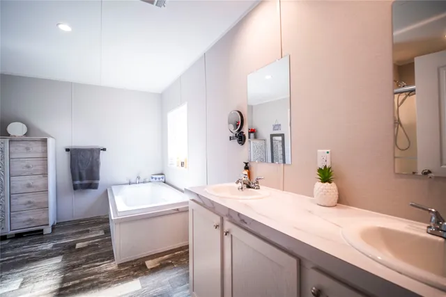 $280,000 | 5402 Five Oaks Drive, Spring, TX 77389