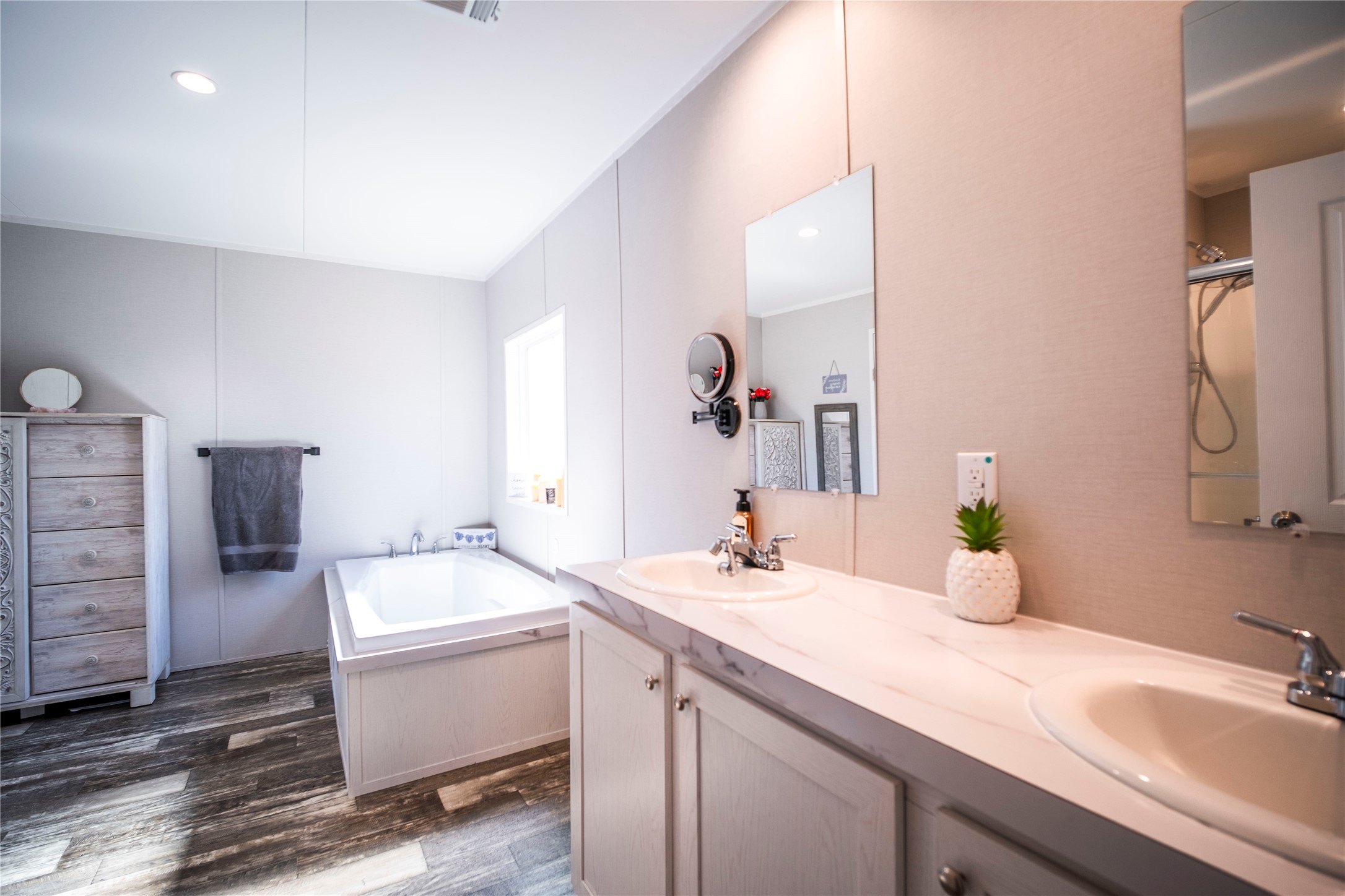 5402 Five Oaks Drive Spring, TX 77389 - Photo 13 of 31 Primary bathroom with dual vanity and modern finishes.